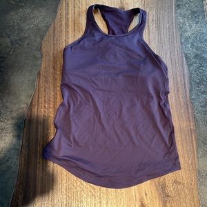 Lululemon Sports Top w built-in sports bra